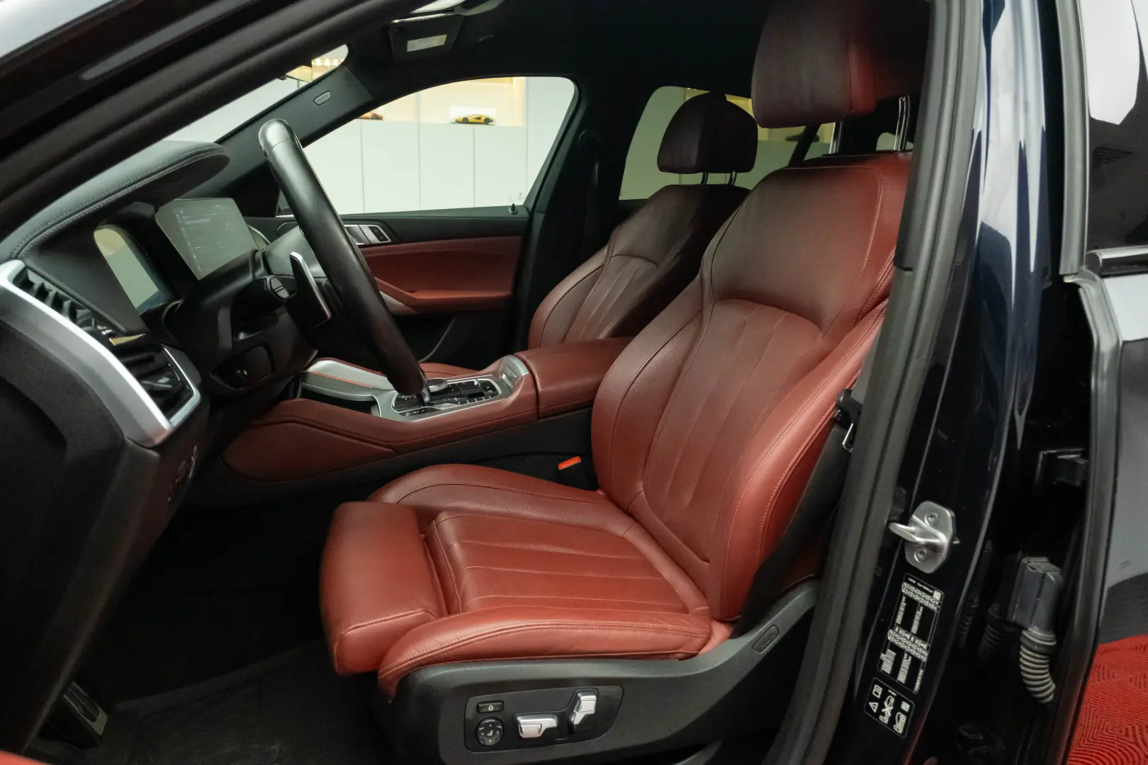 BMW X6 3.0d xDrive / M Pack/ Air suspension / ShadowLine