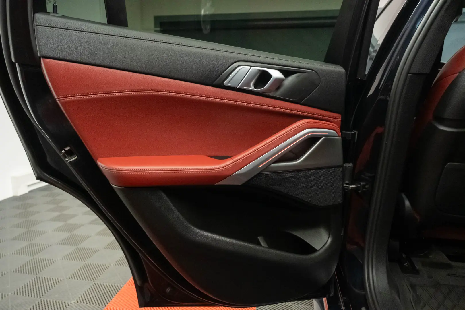 BMW X6 3.0d xDrive / M Pack/ Air suspension / ShadowLine