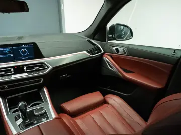 BMW X6 3.0d xDrive / M Pack/ Air suspension / ShadowLine