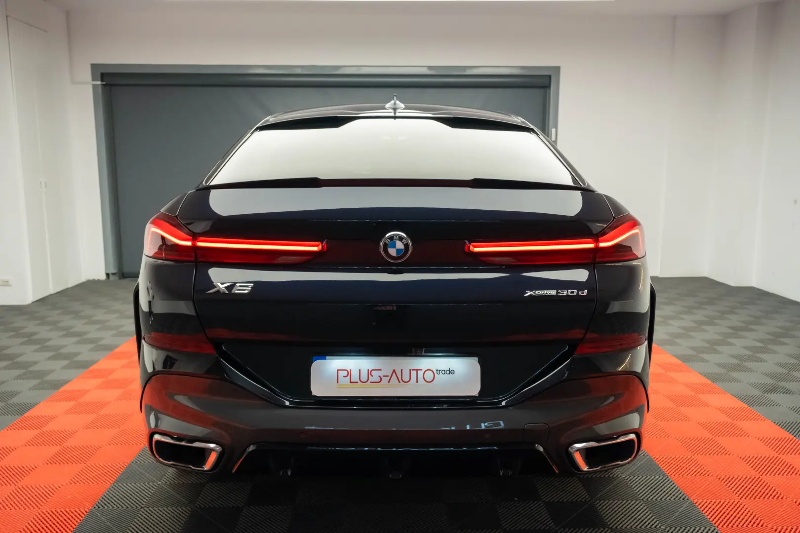 BMW X6 3.0d xDrive / M Pack/ Air suspension / ShadowLine