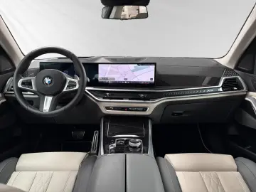 X5 xDrive30d M Sport Pro|AHK|Pano|LCProf.|H/K