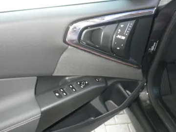 BMW X3 20i xDrive Navi digital cockpit mem