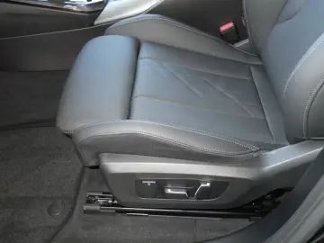 BMW X3 20i xDrive Navi digital cockpit mem