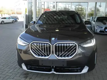 BMW X3 20i xDrive Navi digital cockpit mem
