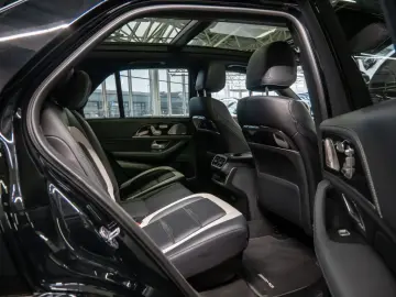 GLE 63 AMG S 4M Drivers Standhz Distr Pano