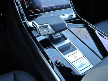 A8 50TDI qu PANO HuD REMOTE 360° HD MATRIX B&O
