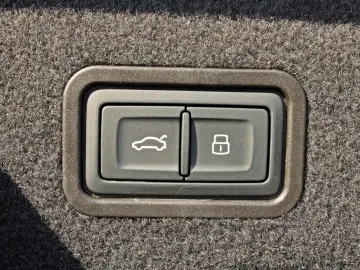 A8 50TDI qu PANO HuD REMOTE 360° HD MATRIX B&O