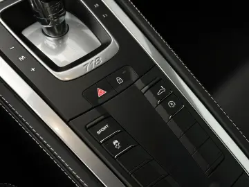Cayman Style Edition 718 LED NAVI 20 Zoll