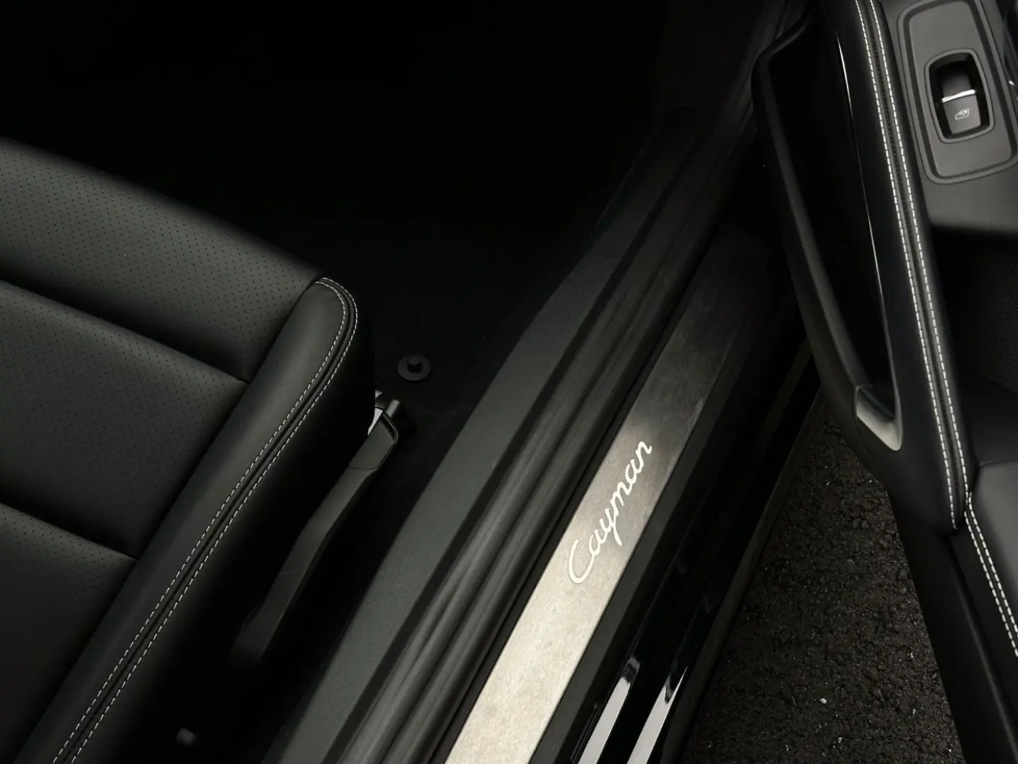 Cayman Style Edition 718 LED NAVI 20 Zoll