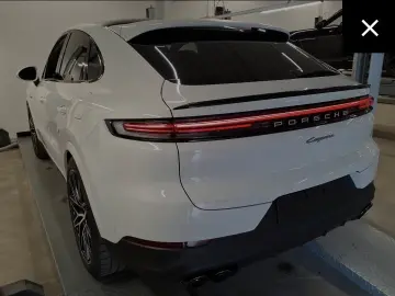 Cayenne Coupe E-Hybrid*22