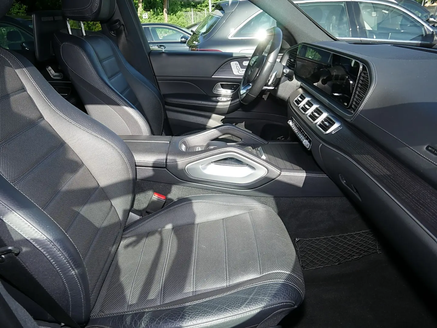 GLS 400 d 4M AMG+AHK+DIST+AIR+HUD+STANDH+PANO+++