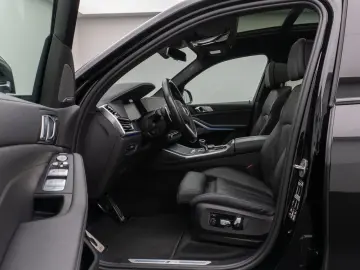 X7 xD40d M Sport 360°HUD DAB H/K SoftCl DisplKey