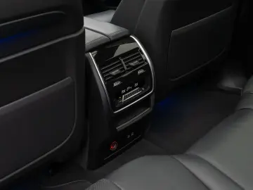 X7 xD40d M Sport 360°HUD DAB H/K SoftCl DisplKey