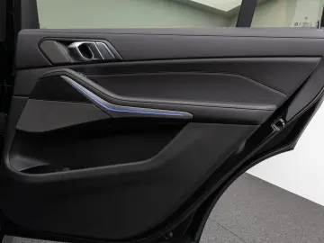 X7 xD40d M Sport 360°HUD DAB H/K SoftCl DisplKey