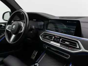 X7 xD40d M Sport 360°HUD DAB H/K SoftCl DisplKey