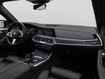 X7 xD40d M Sport 360°HUD DAB H/K SoftCl DisplKey