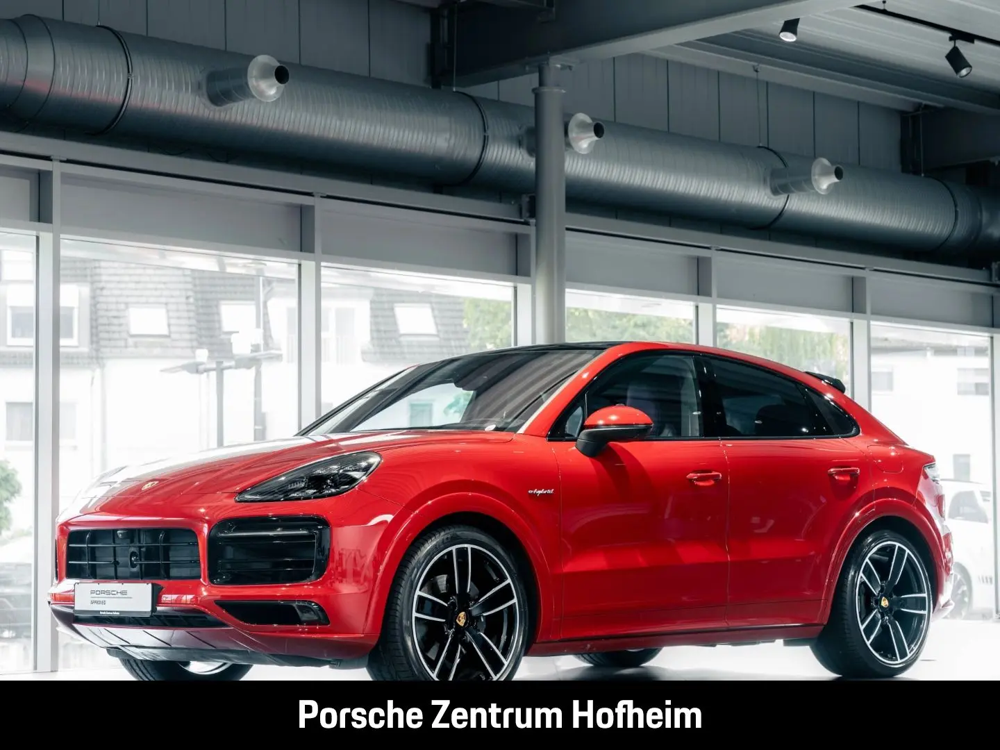 Cayenne E-Hybrid Coupe Karminrot BOSE Sportabgas
