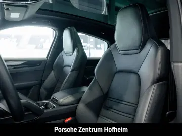 Cayenne E-Hybrid Coupe Karminrot BOSE Sportabgas