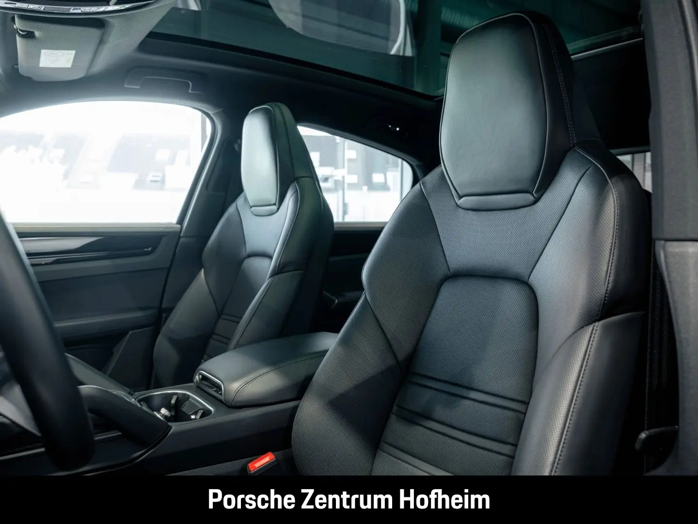 Cayenne E-Hybrid Coupe Karminrot BOSE Sportabgas