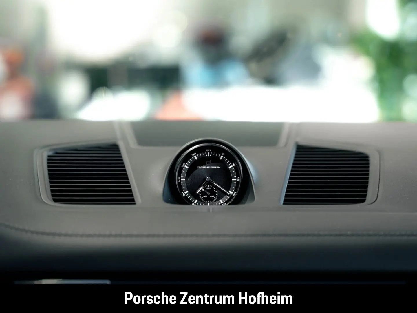 Cayenne E-Hybrid Coupe Karminrot BOSE Sportabgas