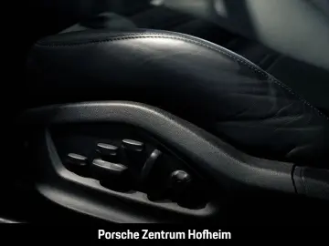 Cayenne E-Hybrid Coupe Karminrot BOSE Sportabgas