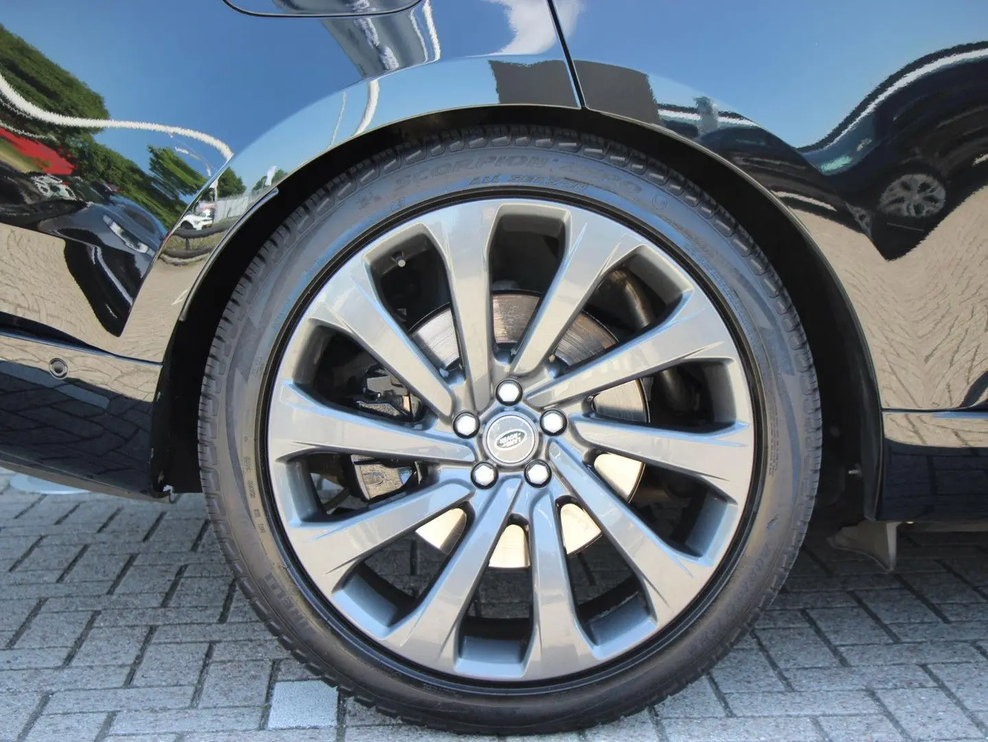 Range Rover 4.4 P530 Autobiography MHEV 23