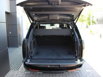 Range Rover 4.4 P530 Autobiography MHEV 23