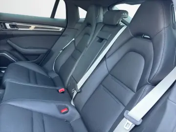 Panamera 4S E-Hybrid | Hinterachslenkung | BOSE