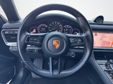 Panamera 4S E-Hybrid | Hinterachslenkung | BOSE