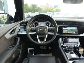 Q8 50 TDI LEDER NAVI AHK B&O MATRIX LUFT Allradl