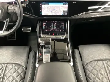 Q8 50 TDI quattro competition plus HD Matrix B&O