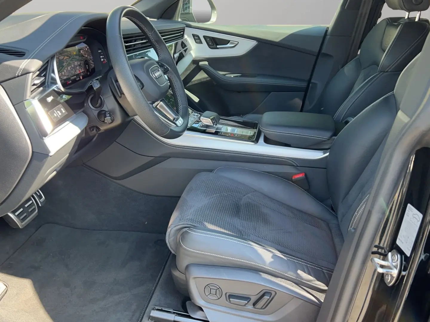 Q8 50 TDI qu S line+AHK+360°+STANDHZG+PANO+HD MA