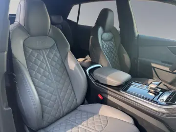 Q8 50 3.0 TDI quattro competition plus B&O 360°