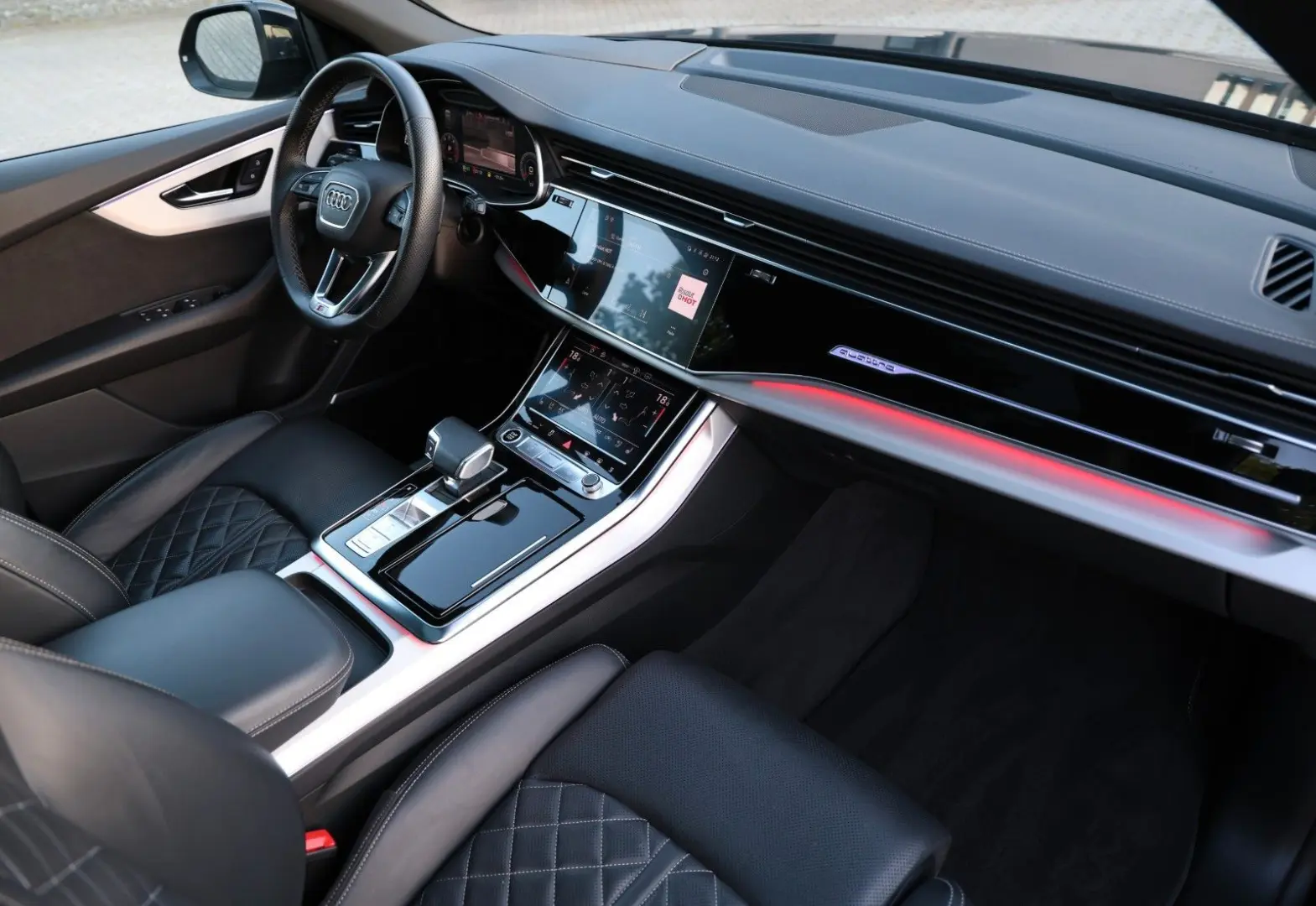 Q8 50 TDI quat. S line S-Sitz SoftClose B&O 23''