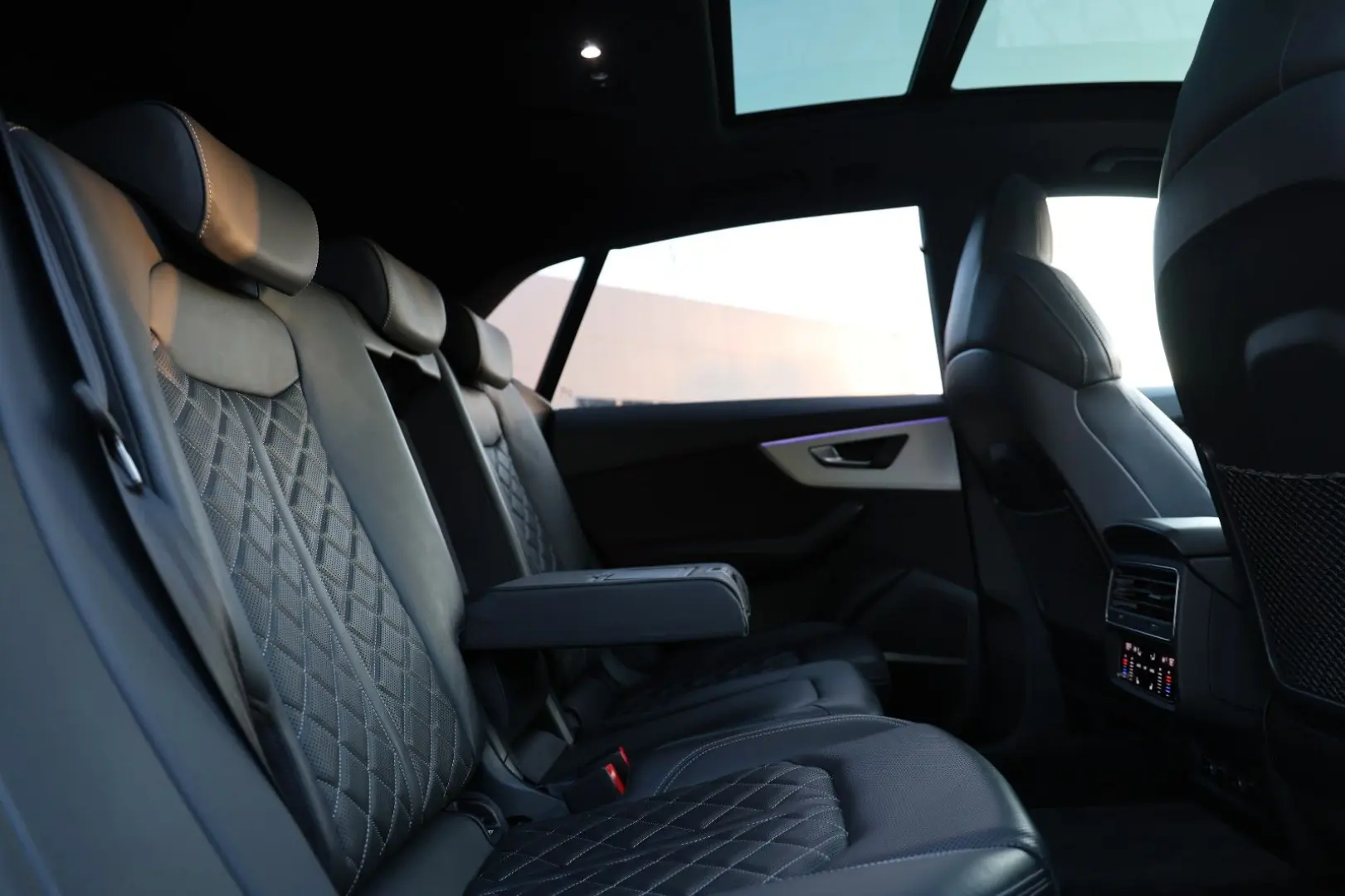 Q8 50 TDI quat. S line S-Sitz SoftClose B&O 23''