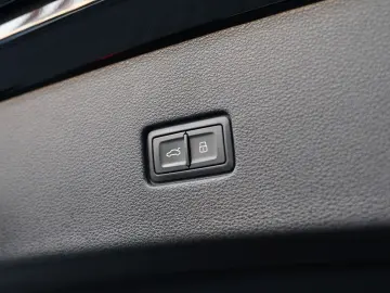 Q8 50 TDI quat. S line S-Sitz SoftClose B&O 23''