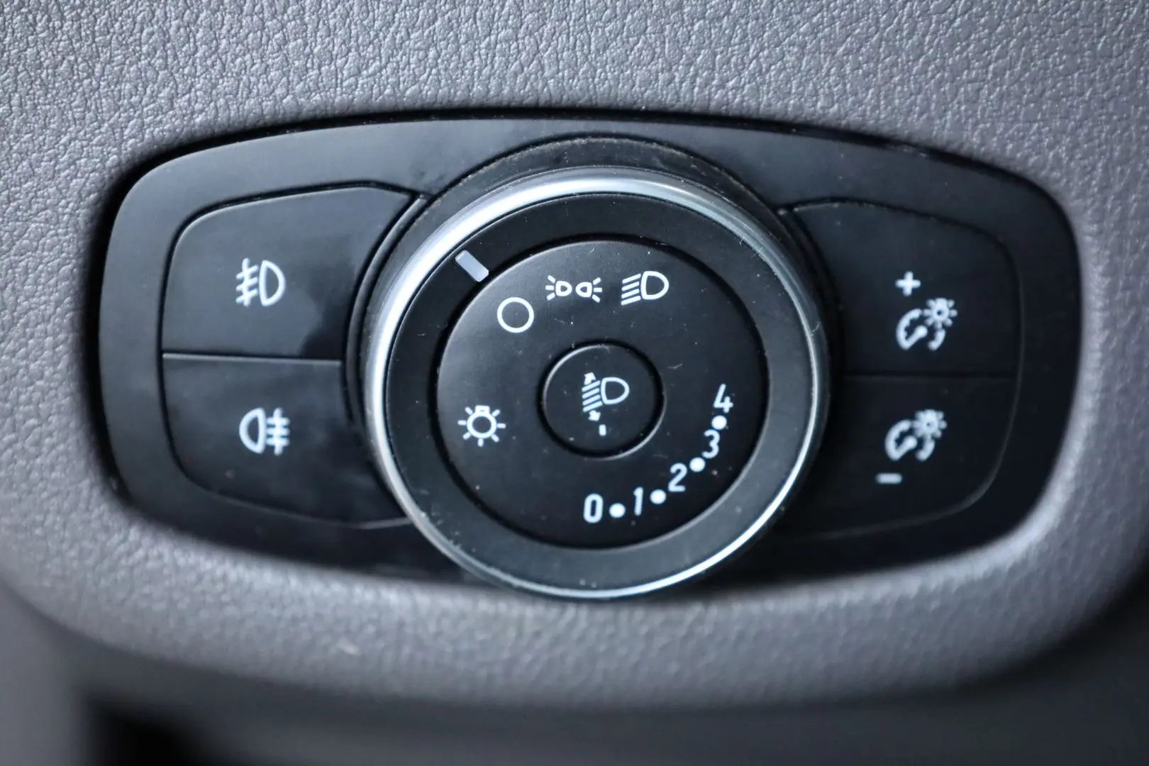 FORD TRANSIT CONNECT MAXI L2H1
