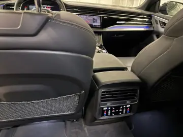 Q8 S LINE 50 TDI quattro