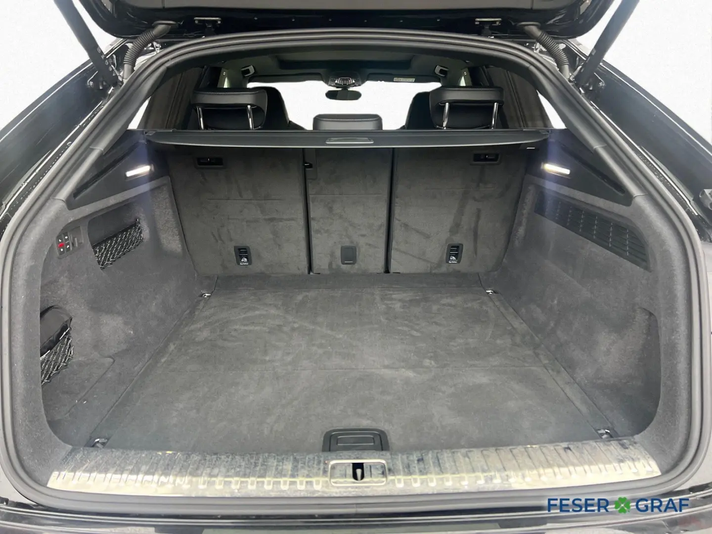 Q8 SUV 50 TDI qu 3x S line-AHK-Pano-Stdhzg-B&O N