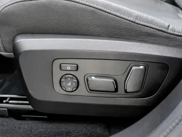 BMW X3 20 xDrive H/K+AHK+ADAPT.LED
