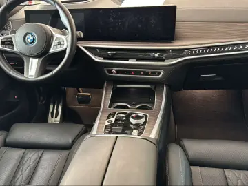 X5 xDrive50e M Sport Massage AHK Harman/K LED