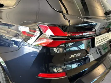 X5 xDrive50e M Sport Massage AHK Harman/K LED