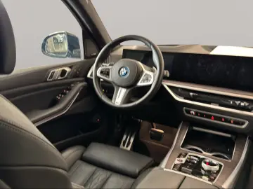 X5 xDrive50e M Sport Massage AHK Harman/K LED