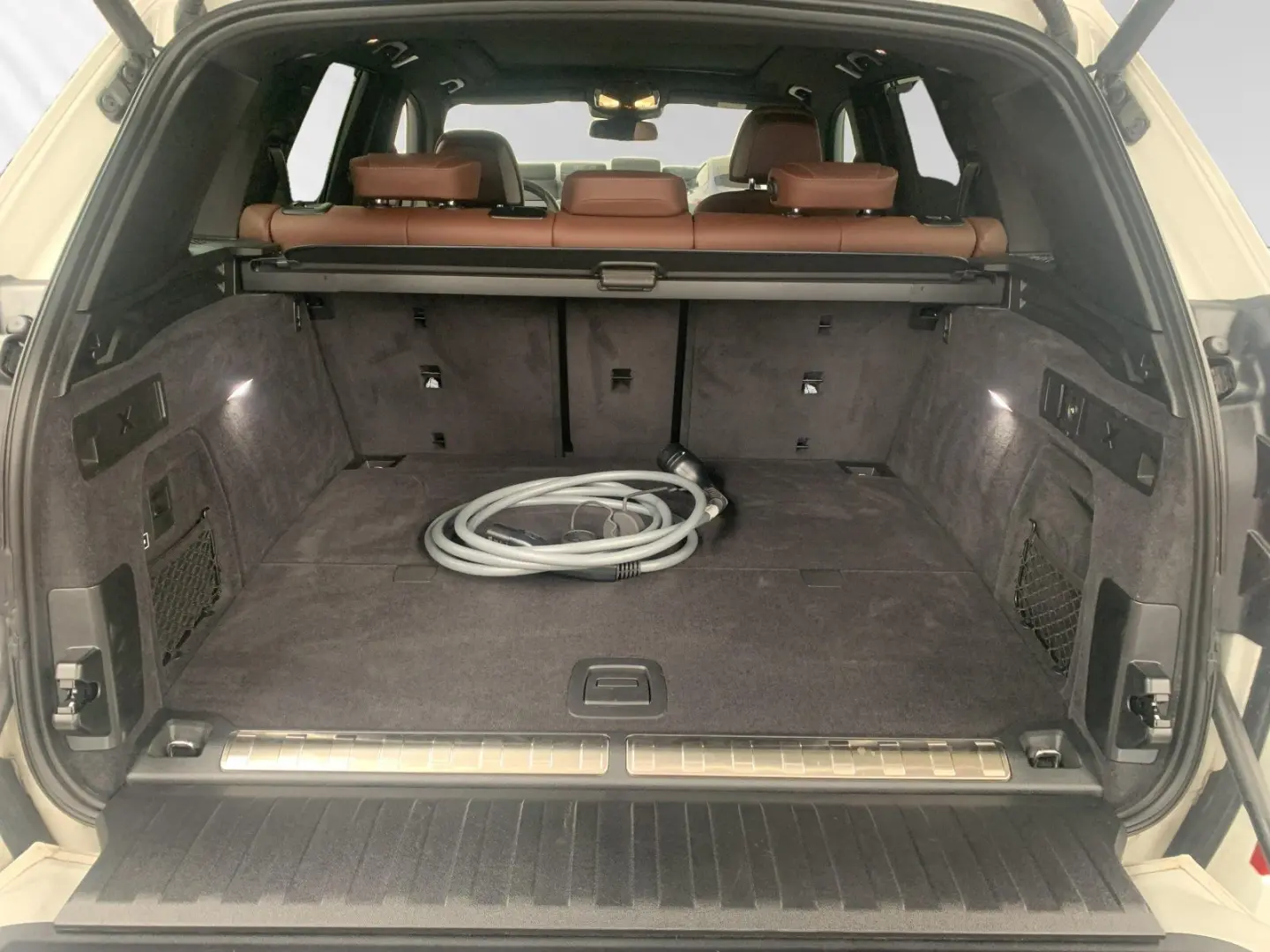 X5 xDrive50e MSportPro|AHK|Pano|Sitzbelüft.|H/K