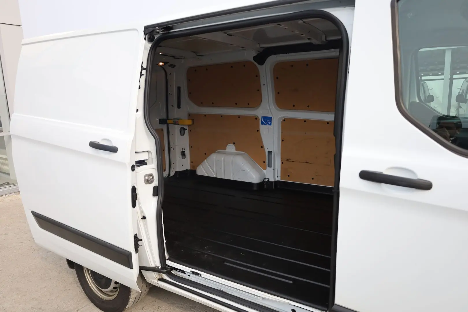 FORD TRANSIT CUSTOM L1H1