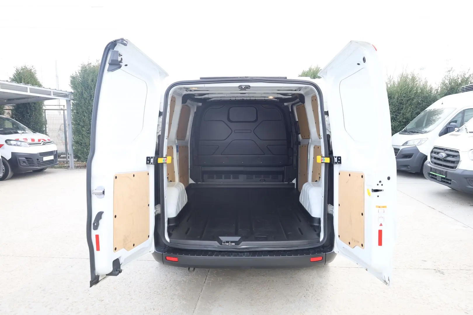FORD TRANSIT CUSTOM L1H1