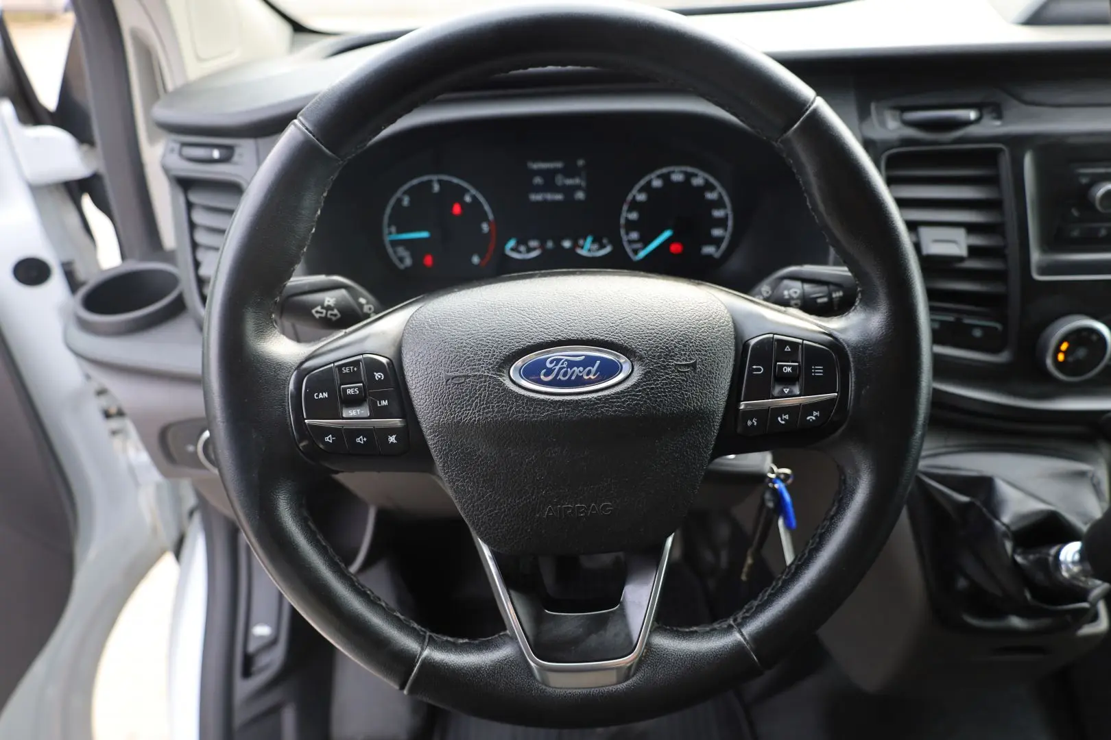 FORD TRANSIT CUSTOM L1H1