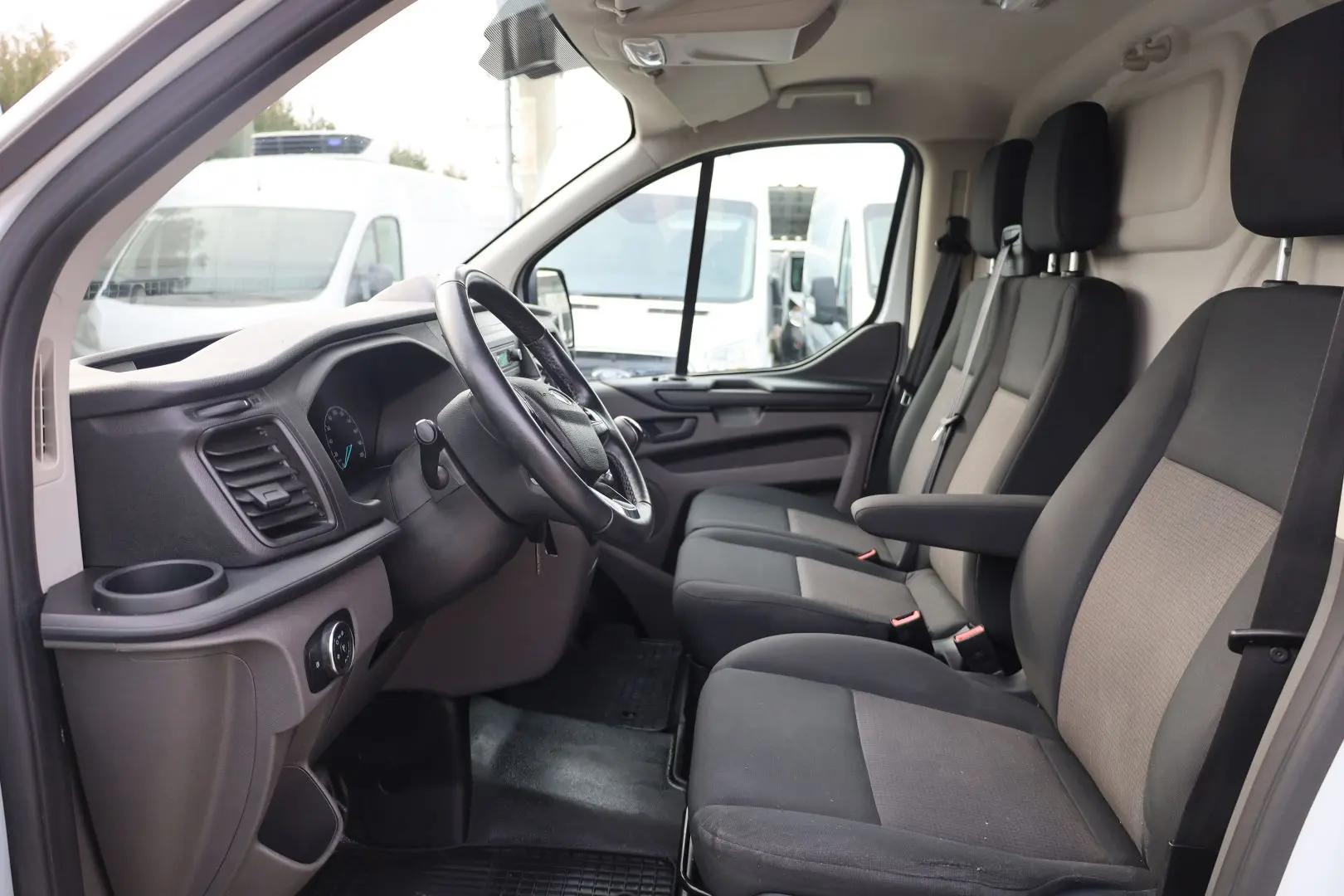 FORD TRANSIT CUSTOM L1H1