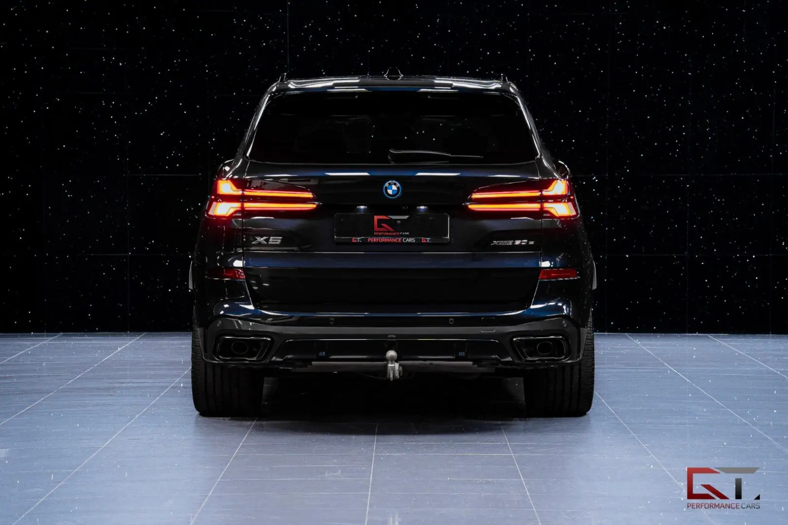X5 xDrive50e M-Sport VAT Travel Pano 22