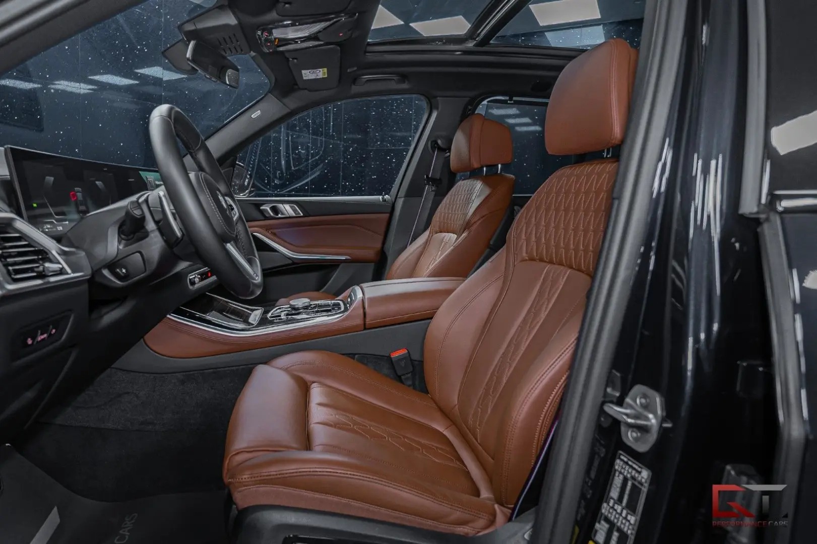 X5 xDrive50e M-Sport VAT Travel Pano 22
